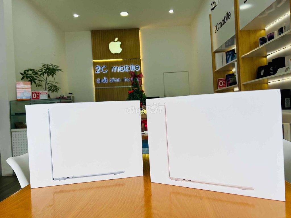 Macbook Air M4 16/256Gb New Seal Chính Hãng. Mua bán Laptop tại Quận Thanh Khê Đà Nẵng được đăng bởi 2C MOBILE hình 1