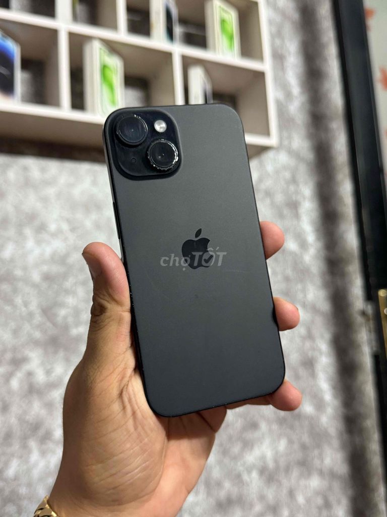 Apple iPhone 15 128GB Đen. Mua bán Điện thoại tại Quận Liên Chiểu Đà Nẵng được đăng bởi Tin Store hình 1