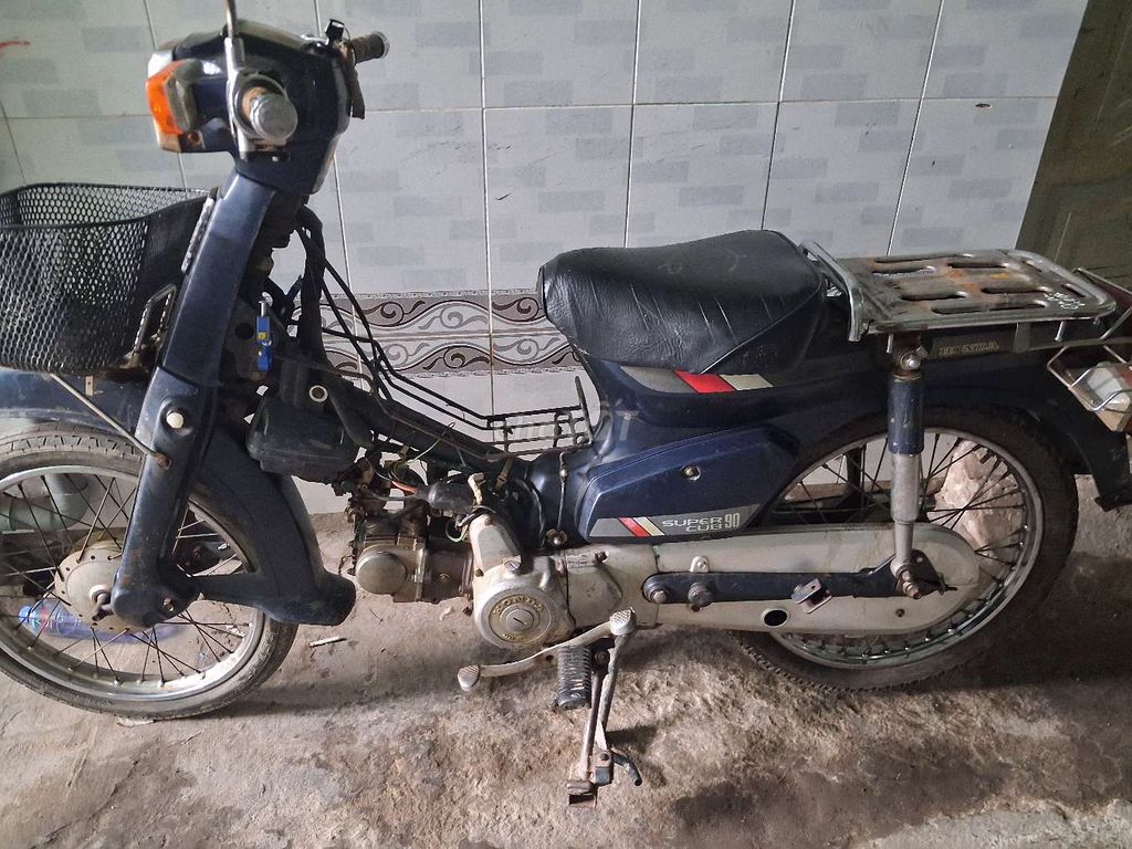 Cần bán xe Cub 90 biển 16. Mua bán Xe máy tại Thành phố Dĩ An Bình Dương được đăng bởi Lương hình 1
