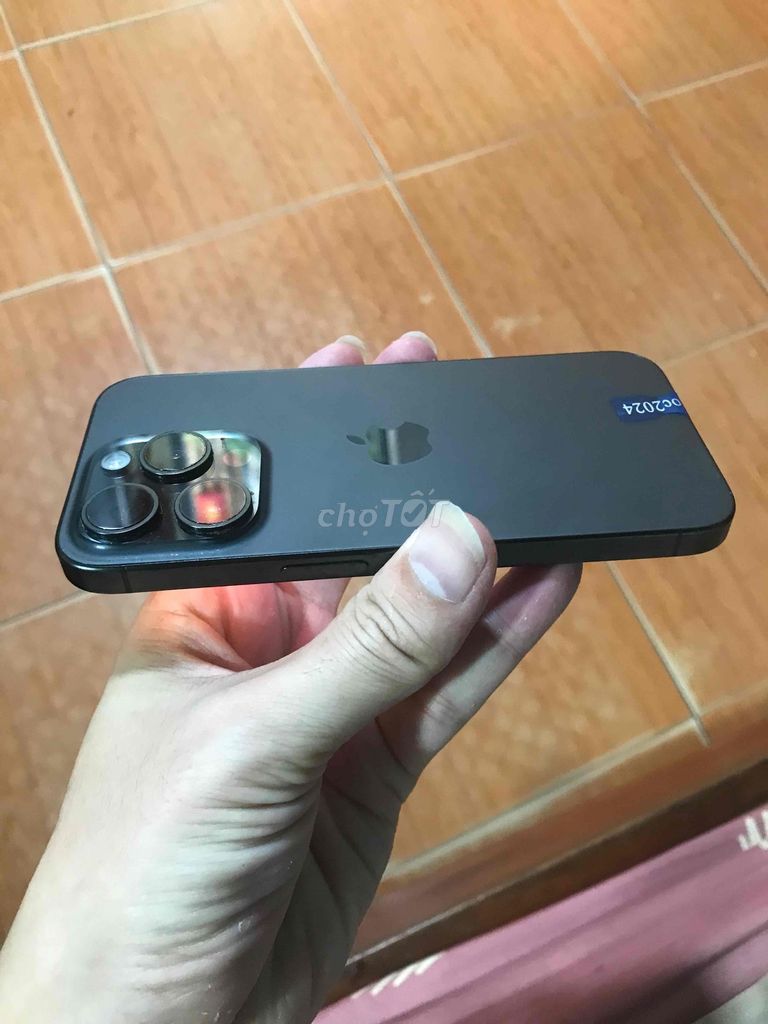iphone 15 Pro , đen, 128Gb quốc tế bản sim vậy lý. Mua bán Điện thoại tại Quận Cầu Giấy Hà Nội được đăng bởi Hồng ngọc hình 1