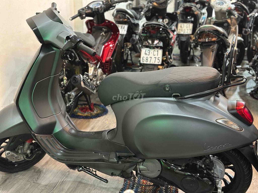 Vespa sprint 2016 bạc pocher siêu đẹp nợ xấu 13tr. Mua bán Xe máy tại Quận Thanh Khê Đà Nẵng được đăng bởi Xe Máy Cũ Hải Nguyễn hình 4