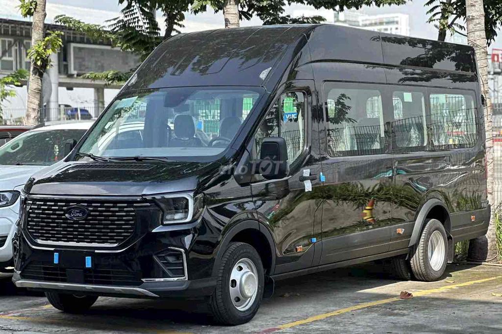 Ford Transit 2025 Premium 18 chổ. Mua bán Ô tô tại Quận Sơn Trà Đà Nẵng được đăng bởi Ford Đà Nẵng hình 12