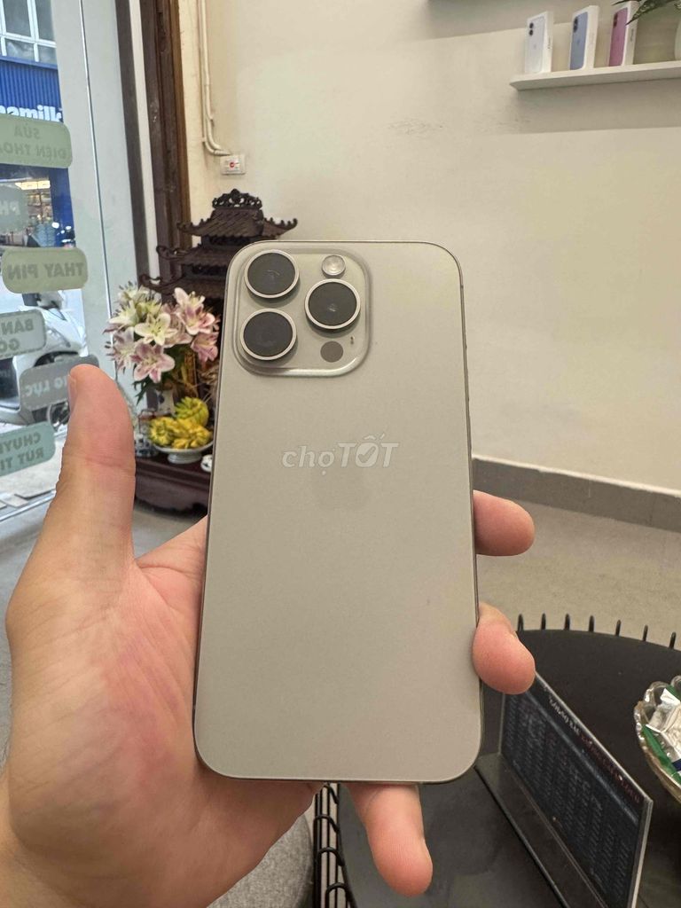 iPhone 15 Pro 128GB Tự nhiên nguyên zin ,giá hssv. Mua bán Điện thoại tại Quận Đống Đa Hà Nội được đăng bởi Cường Nguyễn hình 1