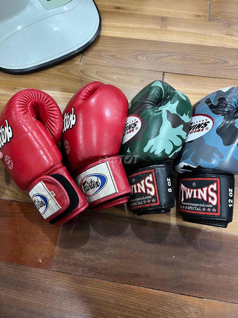 Găng tay boxing Twins, Fairtex lẻ 12 oz 14oz. Mua bán Đồ thể thao, Dã ngoại tại Quận 7 Tp Hồ Chí Minh được đăng bởi Hùng Vương hình 1