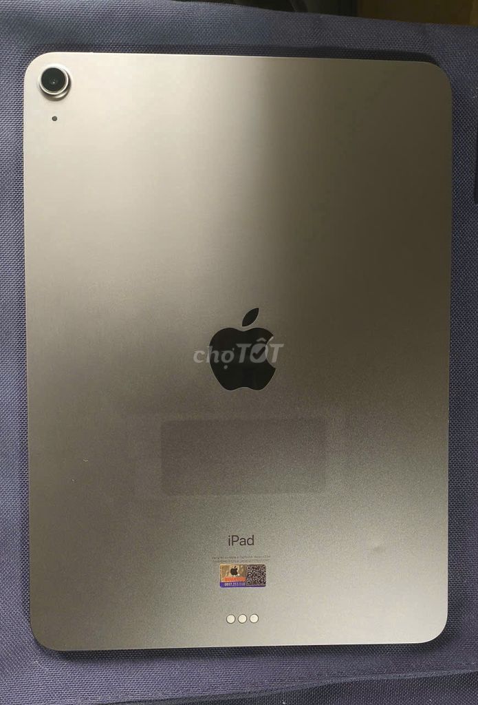 Cần bán ipad air 4 256GB, màu xám bản wifi. Mua bán Máy tính bảng tại Quận 7 Tp Hồ Chí Minh được đăng bởi Nguyễn Khắc Dũng hình 1