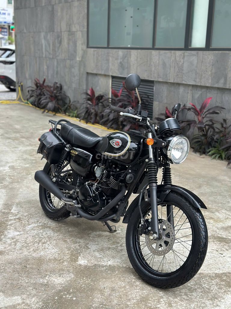 Kawasaki W175 siêu phẩm có trả góp trao đổi ✅. Mua bán Xe máy tại Quận Hoàng Mai Hà Nội được đăng bởi Phú Lý hình 5