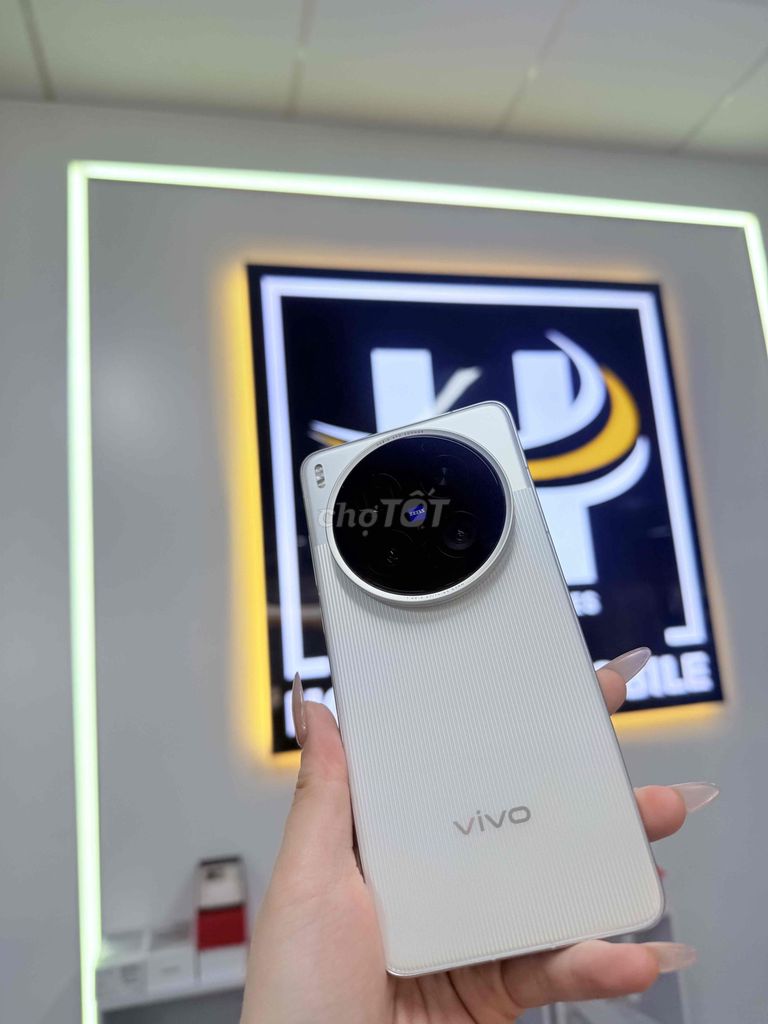 VIVO X200 ULTRA-BẢN 16/512G-MÀU WHITE-ĐẸP. Mua bán Điện thoại tại Thành phố Biên Hòa Đồng Nai được đăng bởi Mobile Di Động Biên Hoà hình 1