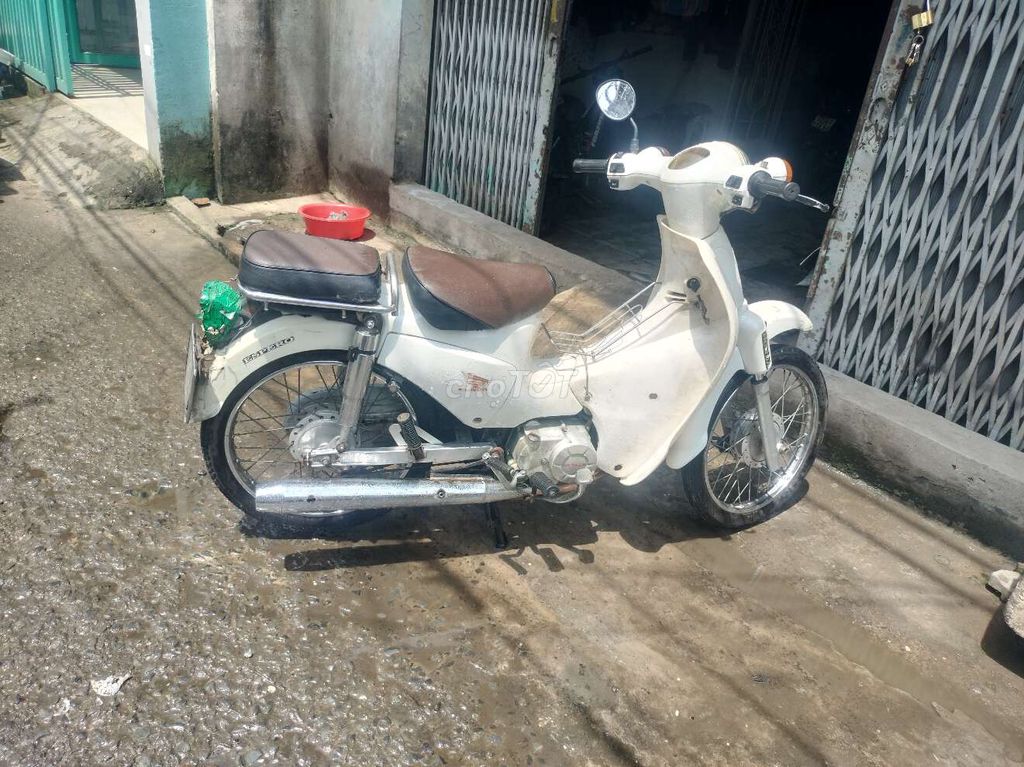 Cần bán chiếc cúp Việt Thái có giấy. Mua bán Xe máy tại Huyện Hóc Môn Tp Hồ Chí Minh được đăng bởi A Tuấn hình 5