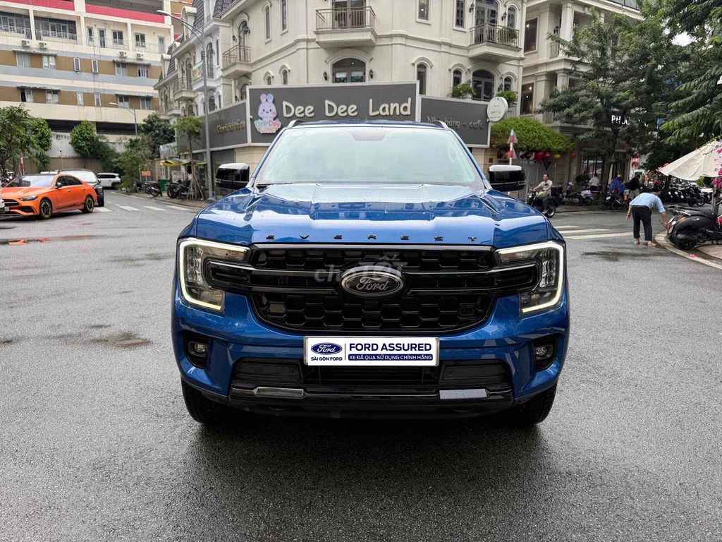 Ford Everest 2023 Sport 2.0 AT 4x2 - 39000 km. Mua bán Ô tô tại Quận Tân Bình Tp Hồ Chí Minh được đăng bởi Trần Hoàng Long hình 1
