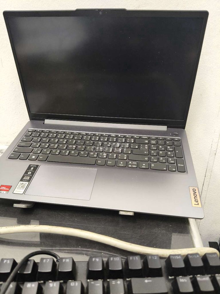 Lenovo IdeaPad Slim 3 AMD R3 8GB/512GB. Mua bán Laptop tại Quận Hoàng Mai Hà Nội được đăng bởi minh hình 1