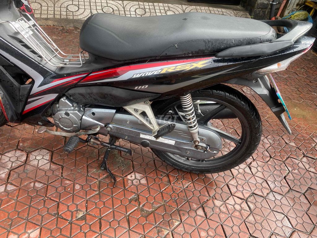 Honda Wave RSX 110 красно-черный, литые диски