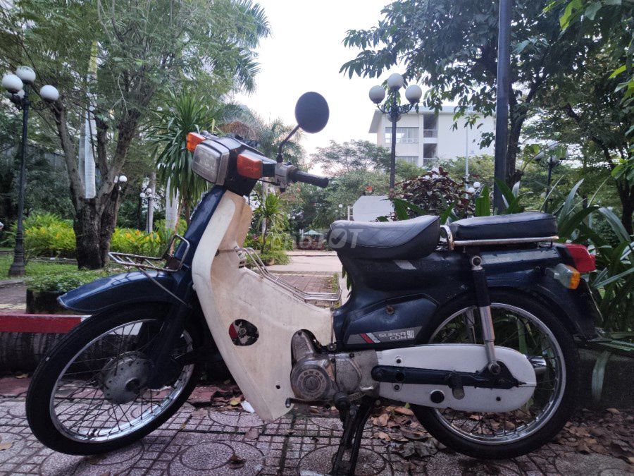 CUB CUSTOM ĐÈN VUÔNG CÓ ĐỀ RIN NHIỀU, XE MỘC. Mua bán Xe máy tại Quận 10 Tp Hồ Chí Minh được đăng bởi Điền Hồng hình 1