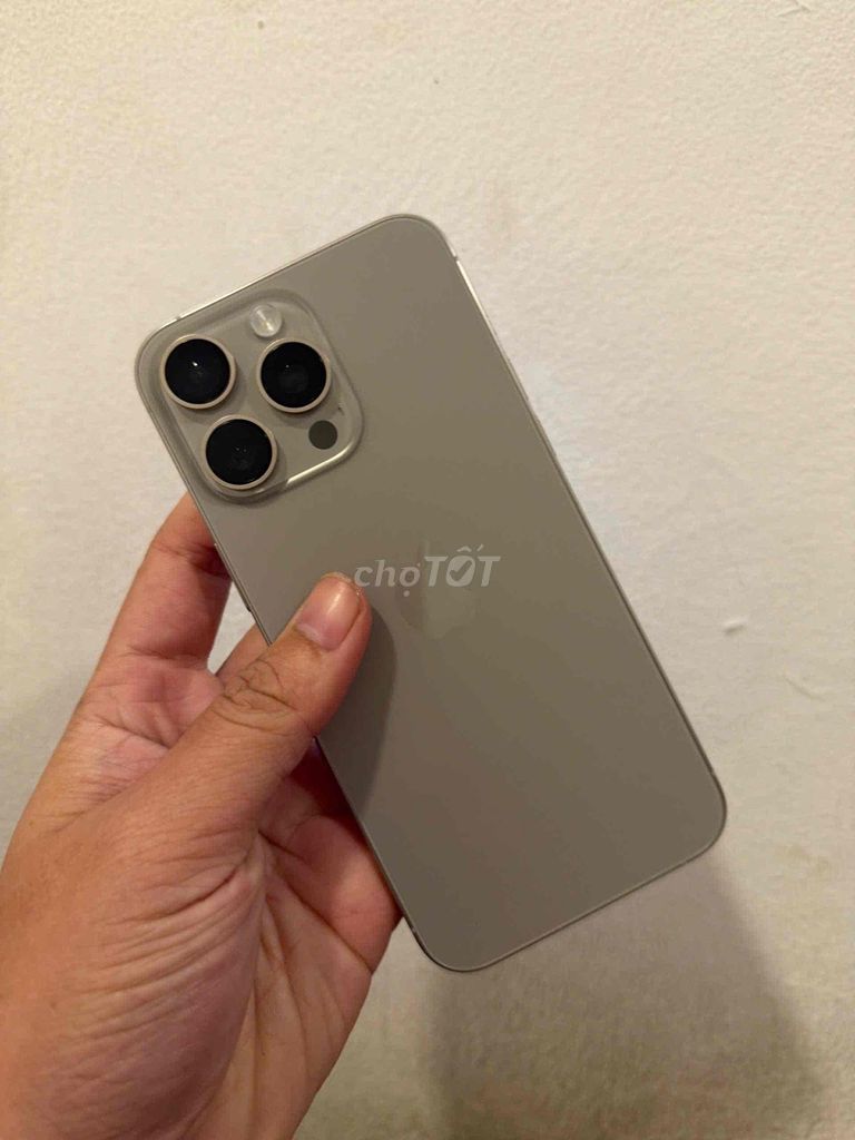 Apple iPhone 15 Pro Max 256GB Xám máy ful keng 9x. Mua bán Điện thoại tại Thành phố Sa Đéc Đồng Tháp được đăng bởi hà minh anh  hình 1