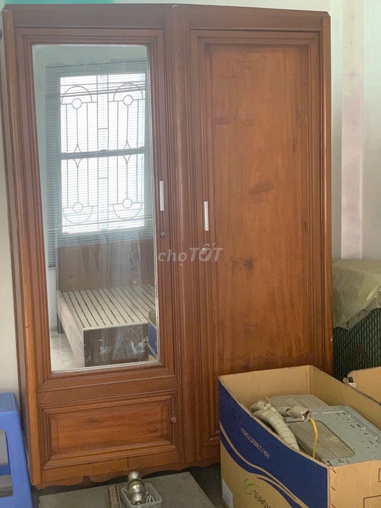 Tủ quần áo Gỗ dổi Nâu Hai buồng cánh gương. Mua bán Tủ, kệ gia đình tại Quận Hà Đông Hà Nội được đăng bởi Hoa Bui hình 1