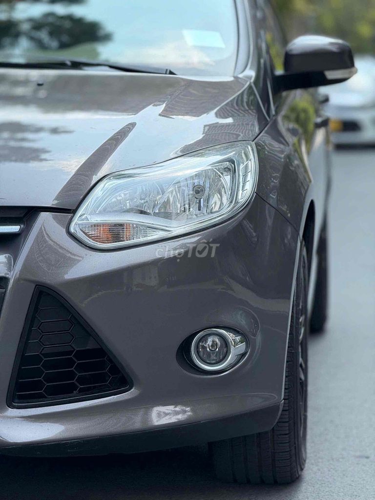Ford Focus 2013 1.6 MT - 110000 km