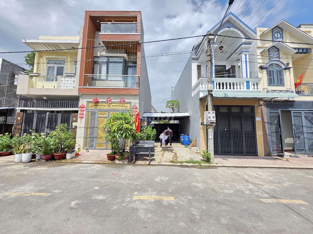 Đất 79m kdc Lê Phong Tân Bình Dĩ An