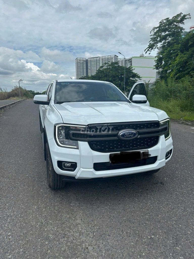 Ford Ranger XLS 2024 Автомат 4x4