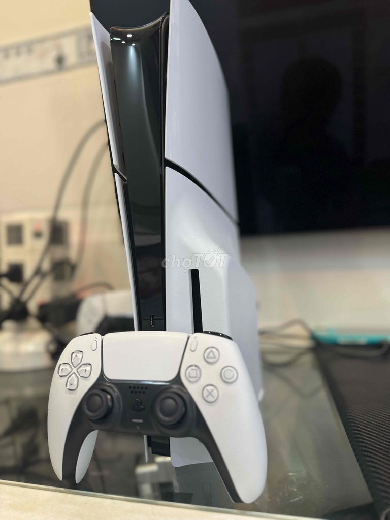 ps5 slimp bảo hành gần 2 năm