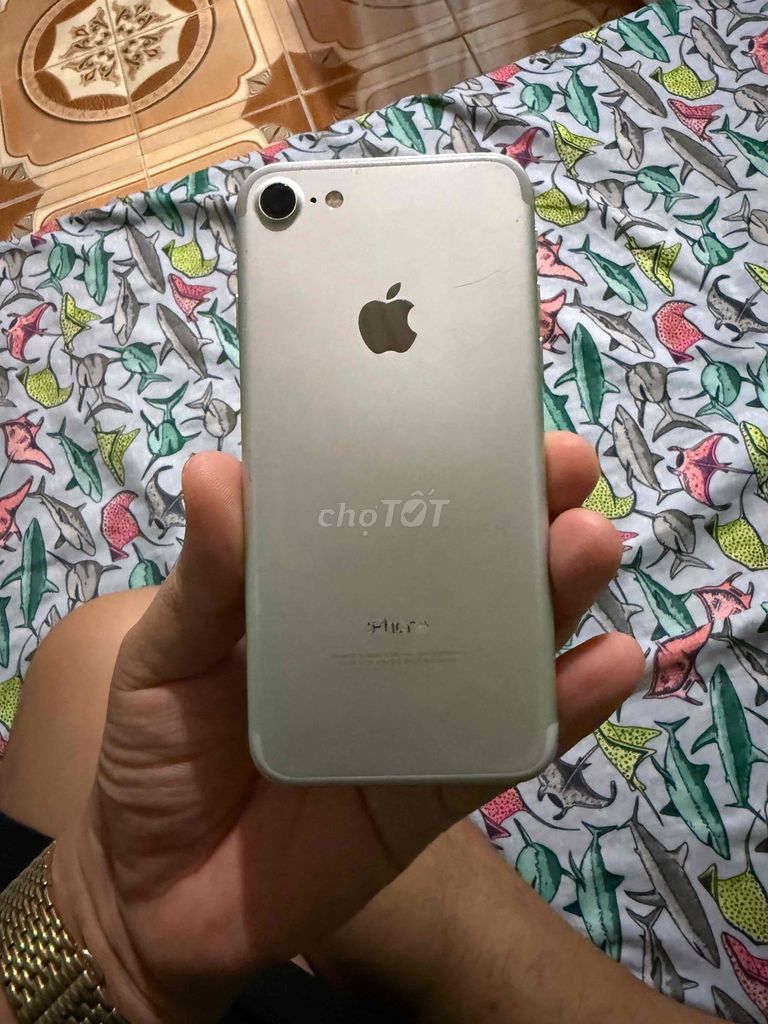 Apple iPhone 7 32GB Bạc. Mua bán Điện thoại tại Thành phố Ninh Bình Ninh Bình được đăng bởi Định Anh  hình 1