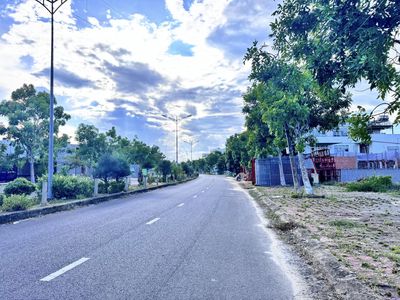 Mặt tiền đường Lê Đức Thọ - KĐT số 3 giá tốt