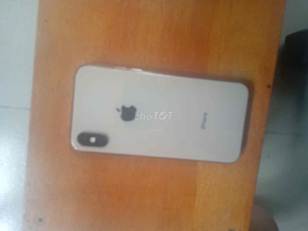 iPhone Xs 64GB Vàng. Mua bán Điện thoại tại Thành phố Thủ Dầu Một Bình Dương được đăng bởi Hailong hình 1