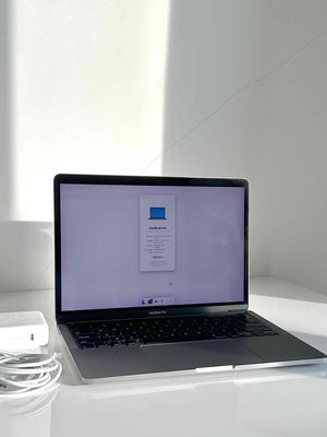 Macbook Pro i5 2020 13” 8GB 512GB - Đã qua sử dung
