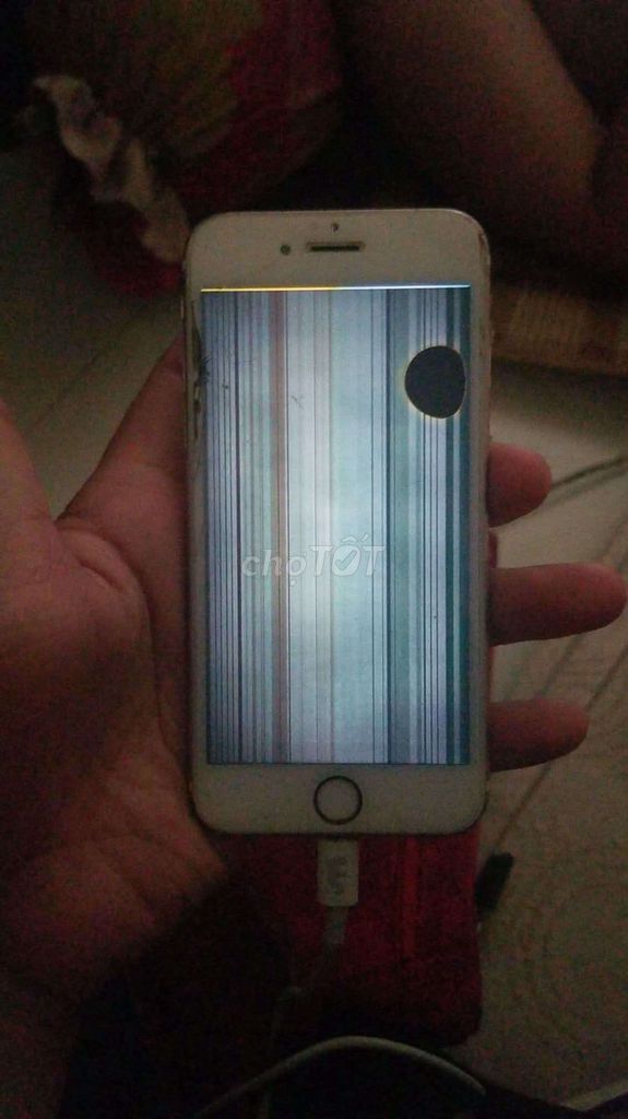Apple iPhone 6S Trắng hỏng màn hình. Mua bán Điện thoại tại Quận 4 Tp Hồ Chí Minh được đăng bởi Trần Ngọc Nam Phương hình 1