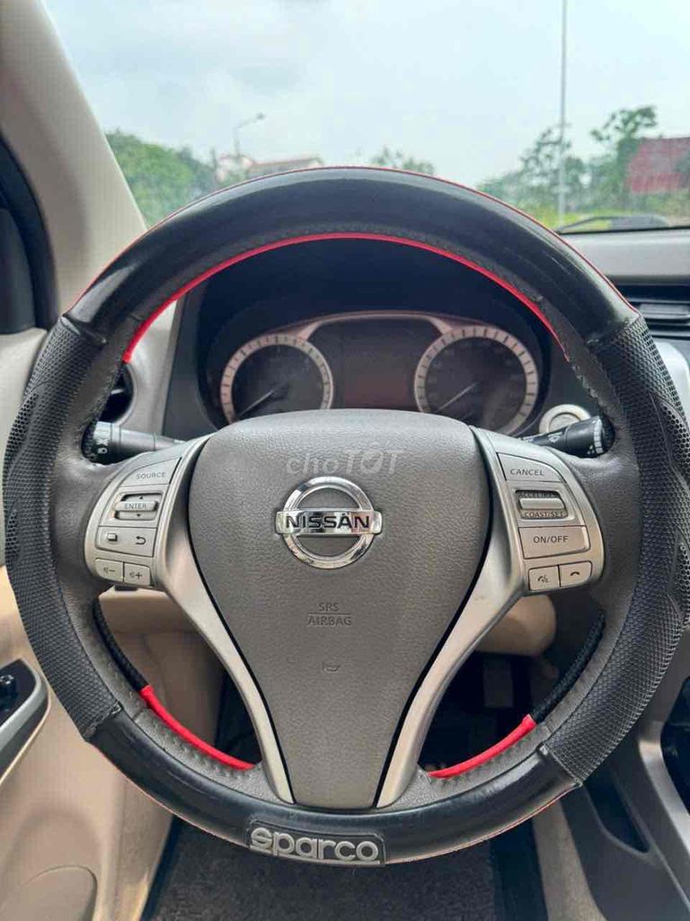 Nissan Navara 2017 VL 2.5 AT 4WD - 11000 km. Mua bán Ô tô tại Huyện Đông Anh Hà Nội được đăng bởi vương văn chung  hình 8
