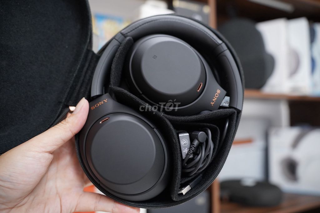 Tai nghe Sony WH-1000XM4 đẹp 99% đủ phụ kiện. Mua bán Tivi, Âm thanh tại Quận Bình Tân Tp Hồ Chí Minh được đăng bởi Huy Lương hình 1