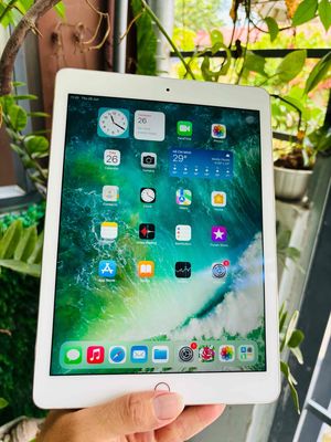 iPad Air 2 64gb zin đẹp 99 pin 100% giá rẻ ạ. Mua bán Máy tính bảng tại Thành phố Nha Trang Khánh Hòa được đăng bởi Quý Pipoy