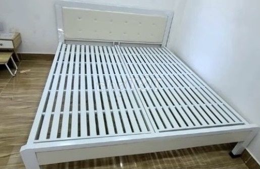 Giường ngủ Đơn sắt hộp 4x8 CHHắc bềNN đẹp