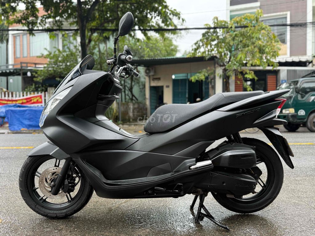 Honda PCX 2017 SMARTKEY B.số 43 Góp trả trướv 6tr. Mua bán Xe máy tại Quận Liên Chiểu Đà Nẵng được đăng bởi Hòa Xe Máy Cũ hình 1