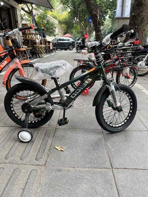 Thanh lí xe đạp mới cho bé 6-8 tuổi. Mua bán Xe đạp tại Quận Hoàn Kiếm Hà Nội được đăng bởi ADuy