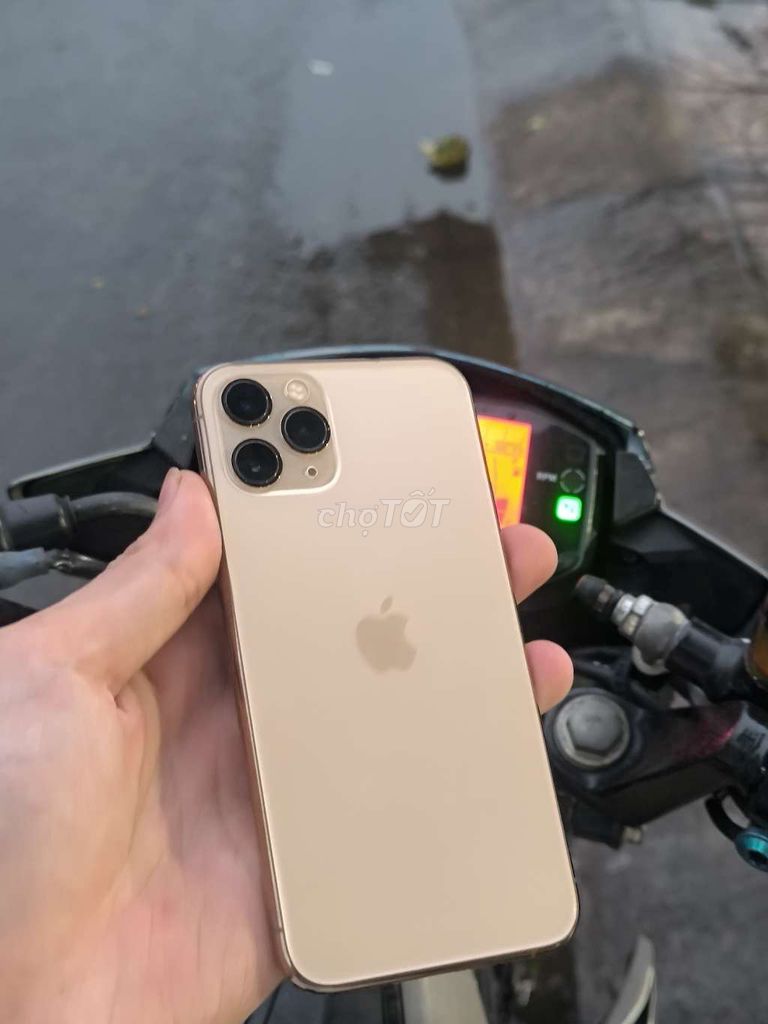 Apple iPhone 11 Pro 64GB Vàng Đã sử dụng. Mua bán Điện thoại tại Thành phố Cao Lãnh Đồng Tháp được đăng bởi duy hình 1