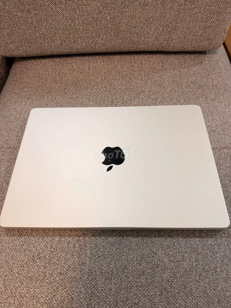 Macbook Pro 14 inch Silver, M3 Pro 18GB/1TB. Mua bán Laptop tại Quận 7 Tp Hồ Chí Minh được đăng bởi Thùy Dương hình 1