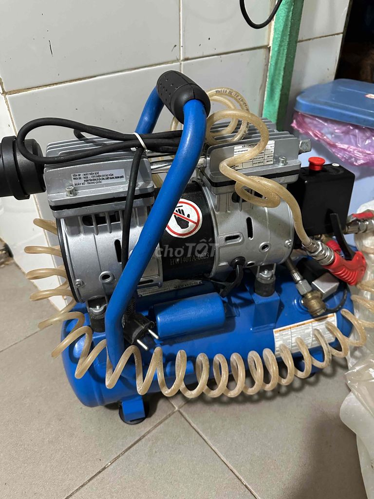 Máy nén khí không dầu 2 piston. Mua bán Đồ chuyên dụng, Giống nuôi trồng tại Quận 5 Tp Hồ Chí Minh được đăng bởi HDung hình 1
