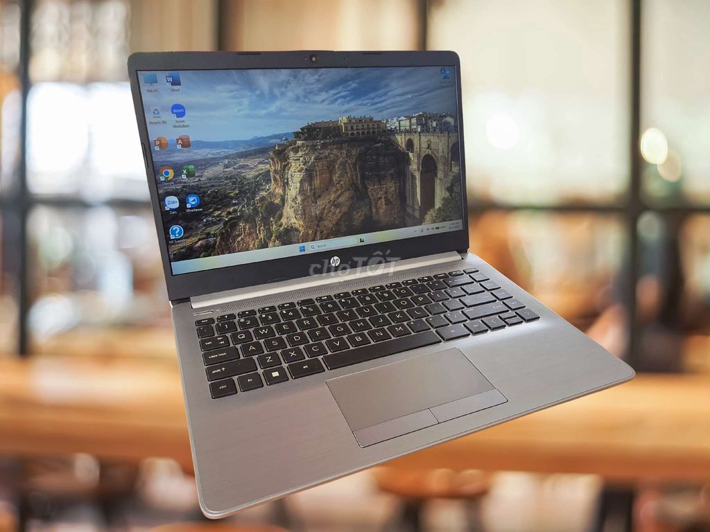 HP 240 G8 i5-1135G7 RAM 8GB M2SSD 256GB FHD. Mua bán Laptop tại Huyện Bến Lức Long An được đăng bởi Hiếu Phạm hình 1