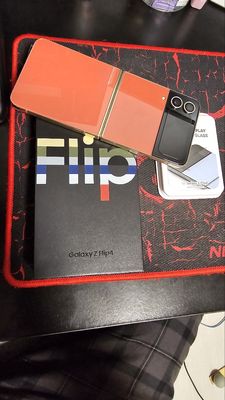 Samsung Flip 4 "Bespoke Edition"( 512G).