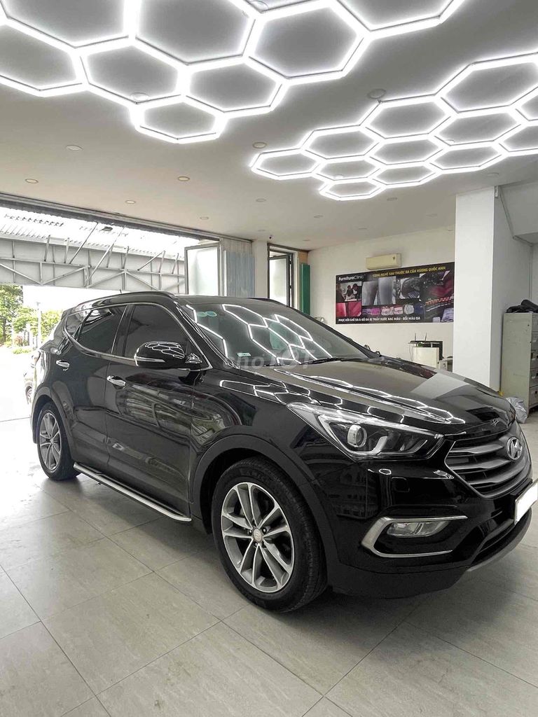 Hyundai Santa Fe 2018 2.4L 4WD - 63000 km. Mua bán Ô tô tại Quận 8 Tp Hồ Chí Minh được đăng bởi Thành Danh hình 4