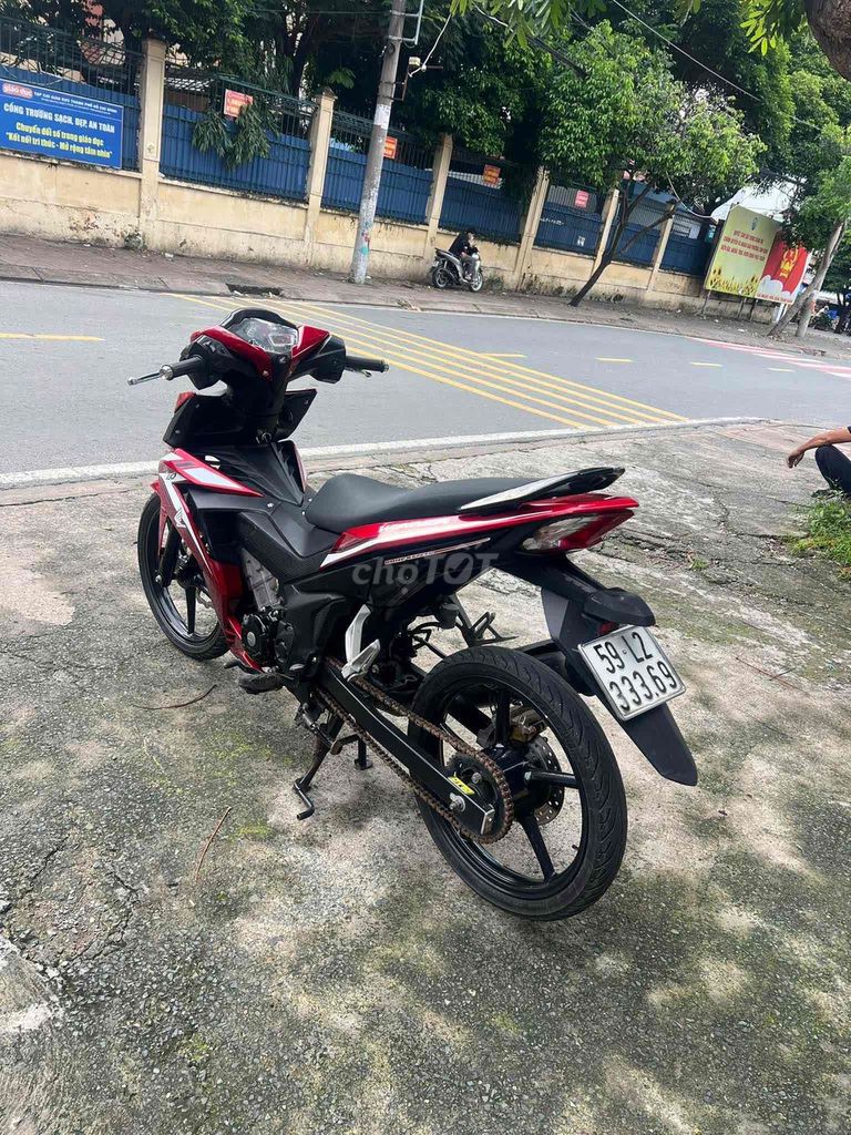 Победитель Honda V1 в Сайгонском море, главный ведущий, журнал Quiet