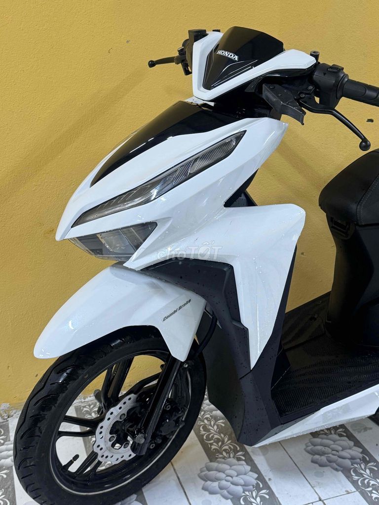 Honda Vario 150 2020 белый с черным, состояние супер, 43C1-920.49