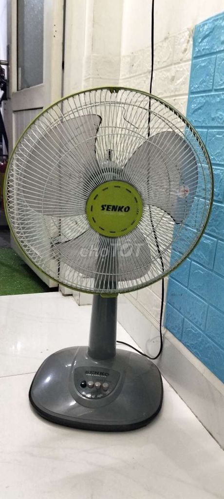 Quạt đứng SenKo Xám, Xanh lá. Mua bán Quạt tại Huyện Hóc Môn Tp Hồ Chí Minh được đăng bởi Le Thi Minh Phuong hình 1