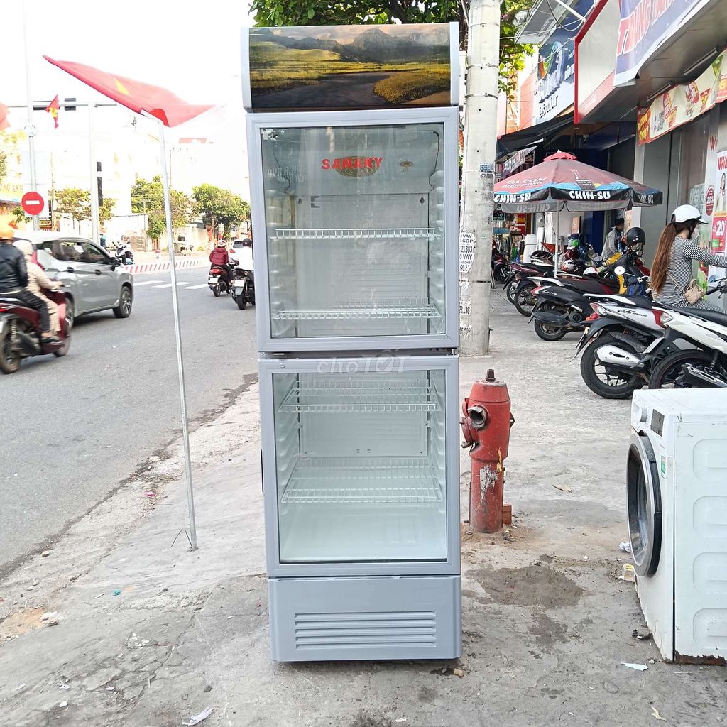 Cần bán tủ mát 400lit