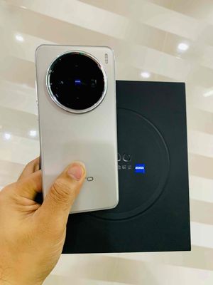 VIVO X200 5G 12Gb/256 FULLBOX ĐẸP 99.9% SẠC 16 LẦN. Mua bán Điện thoại tại Quận Ninh Kiều Cần Thơ được đăng bởi shop một chín tám tám