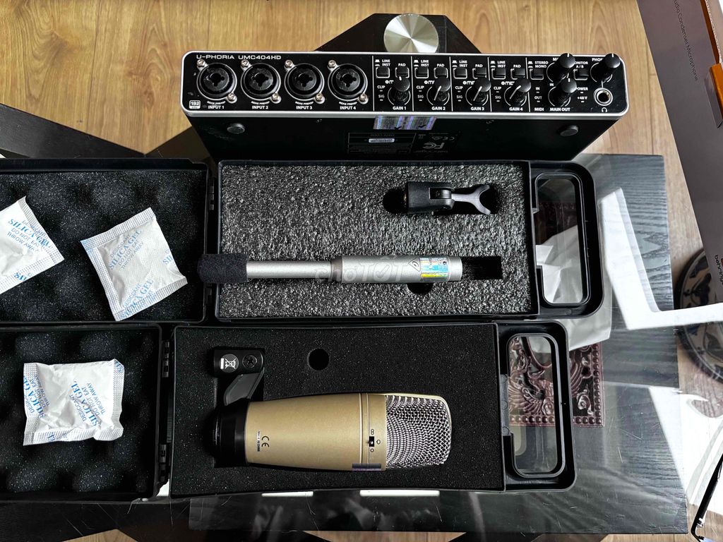 Thiết bị thu âm Behringer UMC404HD Đen. Mua bán Tivi, Âm thanh tại Thành phố Đà Lạt Lâm Đồng được đăng bởi Mr. Nhơn hình 1