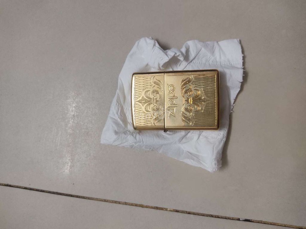 Bật lửa Zippo Kim loại Cổ điển Vàng. Mua bán Đồ sưu tầm, đồ cổ tại Quận Gò Vấp Tp Hồ Chí Minh được đăng bởi Le duc dung hình 1