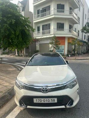 Toyota Camry 2018 2.5Q - 59899 km. Mua bán Ô tô tại Huyện Đông Hưng Thái Bình được đăng bởi Phamquangngoc