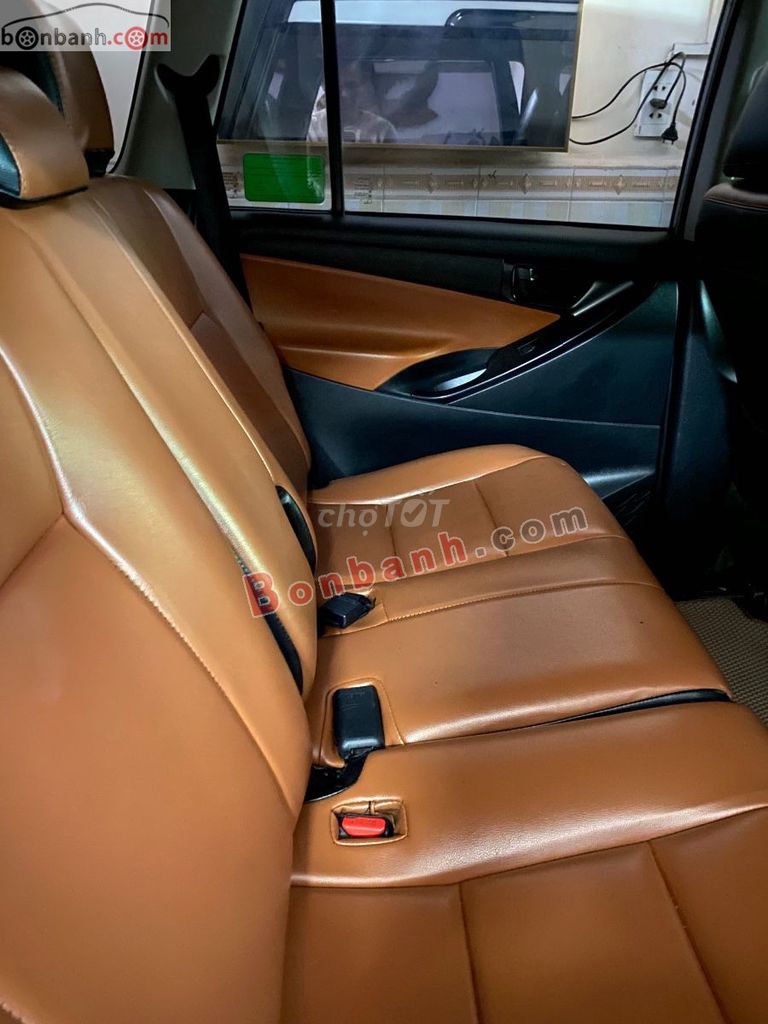 Toyota Innova 2.0E 2019 - 399 Triệu. Mua bán Ô tô tại Quận 10 Tp Hồ Chí Minh được đăng bởi Lê Kim Du hình 5