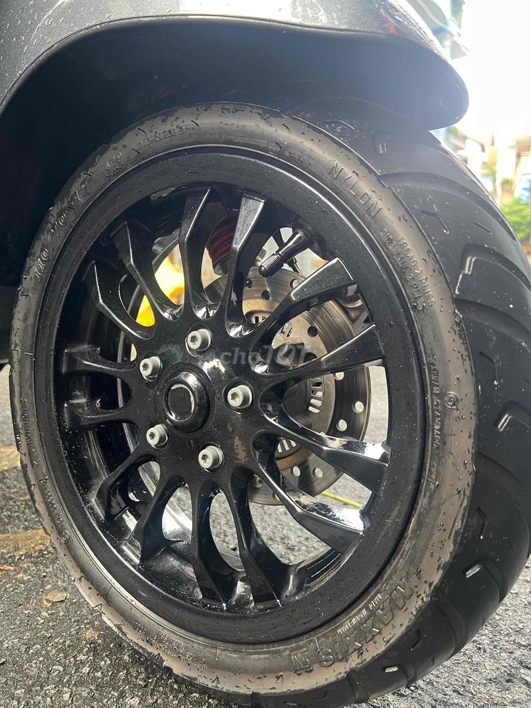 Vespa Sprint 2019 15k odo biển HCM zin. Mua bán Xe máy tại Thành phố Thủ Đức Tp Hồ Chí Minh được đăng bởi Phong Tran hình 6