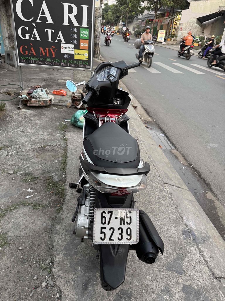 Honda Air Blade 2008 Trắng Đỏ Đen. Mua bán Xe máy tại Quận Tân Phú Tp Hồ Chí Minh được đăng bởi Anh thành hình 4